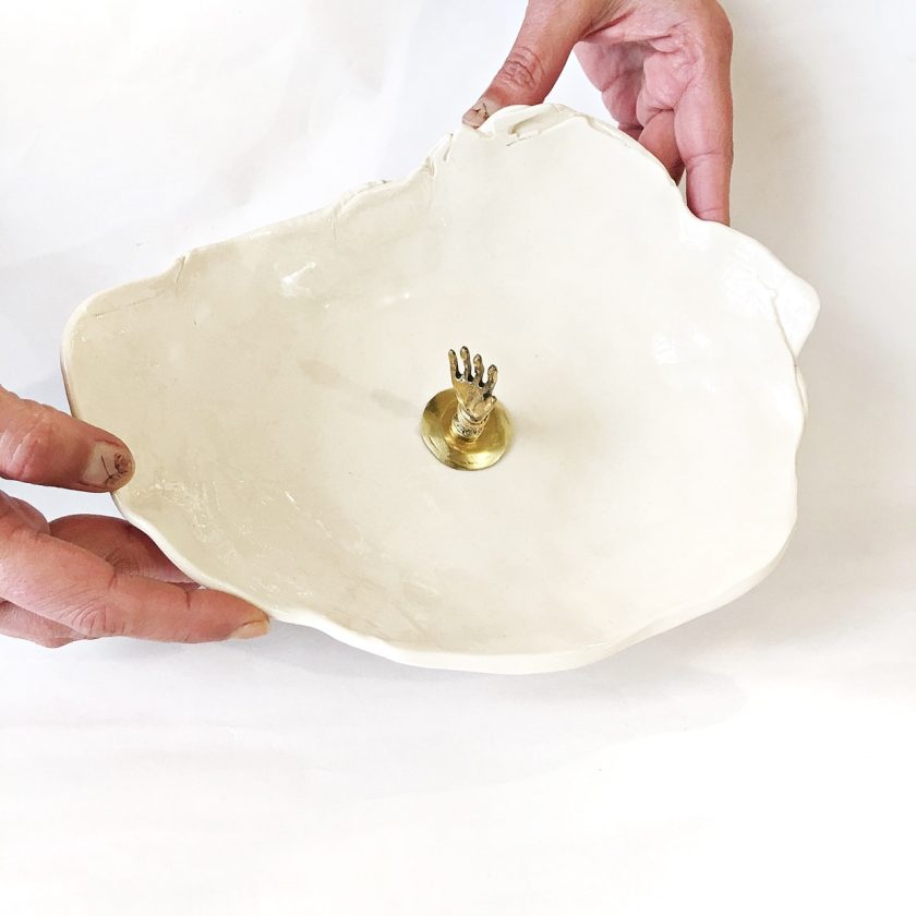 Hand of Goddess Multipurpose Dish - Le Voila