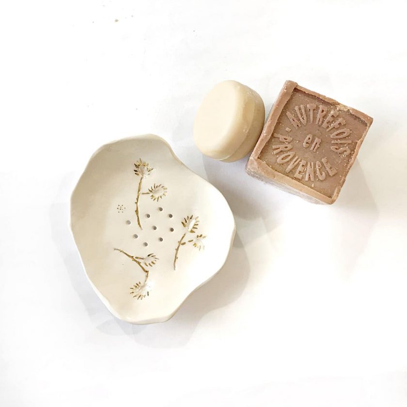 Ceramic soapbox II - Le Voila