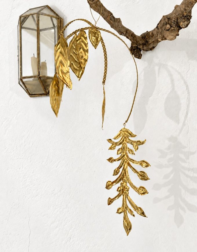 Móvil Flor de Acanto detalle - Le Voilà. Móviles para colgar. Sevilla
